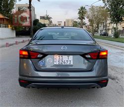 نيسان ألتيما